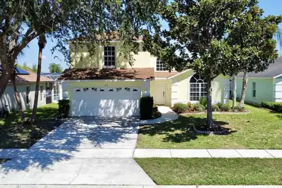 Image de LakeHouse villa in Orlando, Pool, Hottub and Game Room!