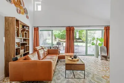 Image de Coin Secret: Duplex près du Vieux Lyon avec jardin