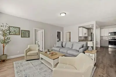 Image de New Apartment in Federal Hill, Providence\n