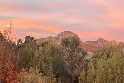 Image de Scenic retreat in west Sedona. Close to hiking trails. None smoking