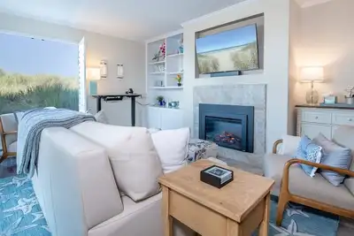 Image de Relax by Monterey Bay, stay at our cozy Pajaro Dunes Condo