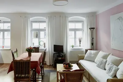 Image de Location-Appartement-Salle de bain privée-Vue ville