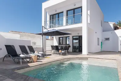 Image de Villa La Fuente Periana by Ruralidays