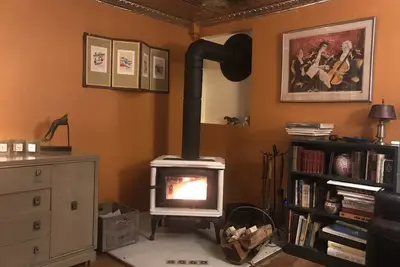 Image de 10 Minutes to Ski Butternut! Dogs Welcome!