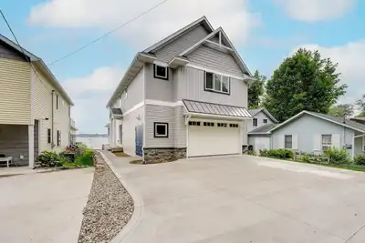 Image de Destination lake, Million dollar house, million-dollar views