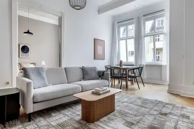 Image de Classic Charlottenburg 3br, nr Bayerischer Platz, by Blueground