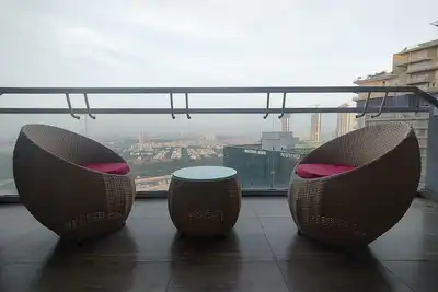 Image de Spectacular 34th-Floor Studio with Skyline Views