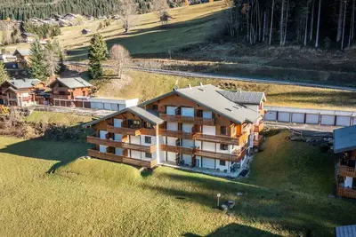Image de Appartement 'Studio Rez-de-jardin, 4 Pers Chatel' avec vue montagne et terrasse privée