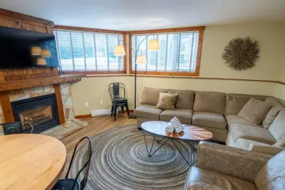 Image de Fernie - Timberline Lodges Spruce #202