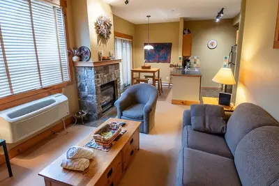 Image de Fernie - Timberline Lodges King Fir #423