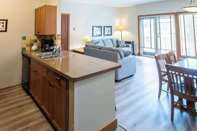 Image de Fernie - Timberline Lodges King Fir #431