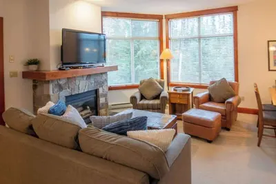 Image de Fernie - Timberline Lodges Balsam #534