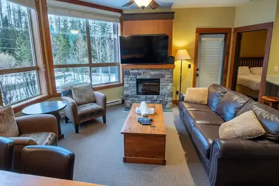 Image de Fernie - Timberline Lodges Juniper #637