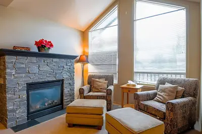 Image de Fernie - Thunder Ridge Chalet #5