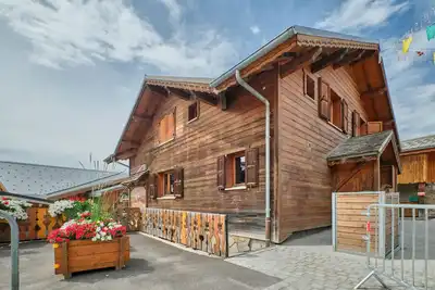 Image de Chalet '1 Sur La Route Du Tour' avec balcon et Wi-Fi