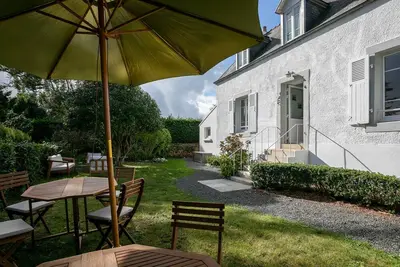Image de Maison de vacances 'Ker Lotig' avec vue sur la mer, terrasse privée et Wi-Fi