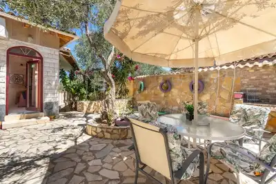 Image de Maison de campagne 'Paco's Resort Luxury Villa 31' avec vue sur la mer, Wi-Fi et climatisation