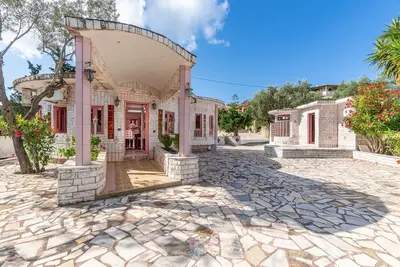 Image de Appartement 'Paco's Resort Barbie House' avec vue sur mer, Wi-Fi et climatisation