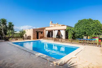 Image de Maison de campagne 'Villa Es Coll Doret' avec piscine privée, terrasse privée et Wi-Fi