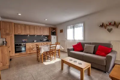 Image de Appartement lumineux à Verchaix, 4 pers, terrasse, garage, Wifi