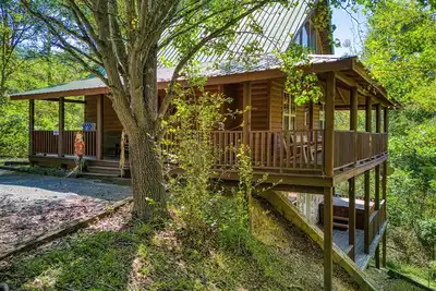Image de Red Oak Ridge- Close to Dollywood, Secluded, Theater Room, $560 Free tickets!