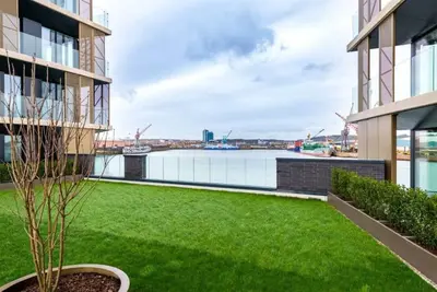 Image de 2  Apartment. River View. Netflix. Free Parking. \n\n