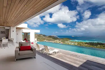 Image de Prestigious Villa with a Splendid View