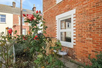 Image de The Corner House, country holiday cottage, with a garden in Weymouth