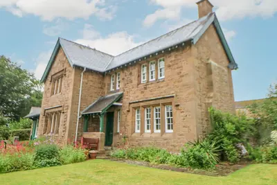 Image de Crookham Dairy, pet friendly, character holiday cottage in Etal