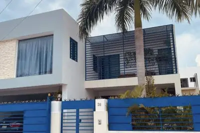 Image de Vacation Home & Retreat with Private Rooftop Terrace, Gym, Jacuzzi, Bbq & Lounge