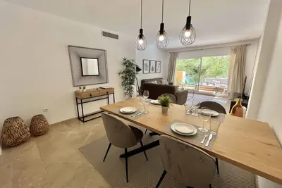 Image de 38 - Appartement a Princess park Calahonda