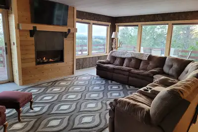 Image de Mt Breaks Bunkhouse, secluded 4-bed house, minutes from Missouri River, Ne Roy