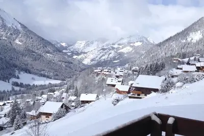 Image de Chatel Appartement 2 Chambres-Vue sur la montagne et le village