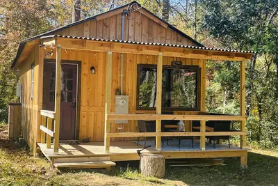 Image de Cozy cabin in the Cherokee National Forest. Minutes from Hiwassee River.