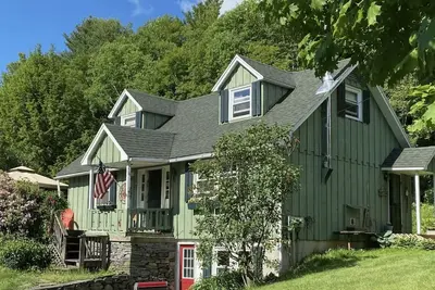 Image de Windswept Cottage - Close to skiing, wedding venues, & hiking!