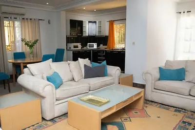Image de Kerr Ayo's Two Bedroom Apartment, 5 Minutes from Senegambia Beaches.
