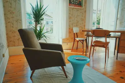 Image de Estacart - Grenoble Centre authentique appartement en style français classique.