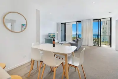 Image de Prime Qlty Huge Apt @ Key spot w/ ocean view 🏝