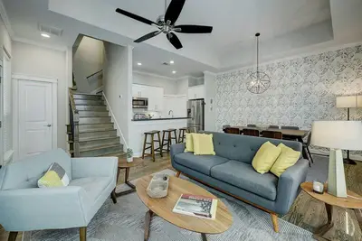 Image de +Prime Htx Heights Location +Walkable to Dining/Coffee +King/Queen & Bunk Rooms