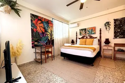 Boho chic 2 bedroom in Miramar  1b