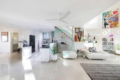 Image de Lux Beachfront Ph~ Office ~ Pool ~ Skyline Views