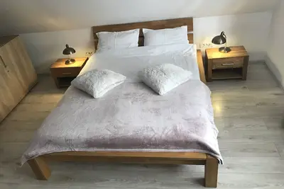 Image de Modern Apartment in historical center, Free Parking. Pet Friendly!