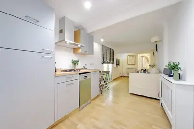 Image de Heart of Rome - One Step Away from Everything!