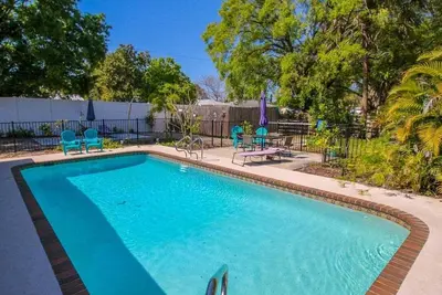 Image de Amazing 3 Br private pool home near Anna Maria Island - 7th Heaven