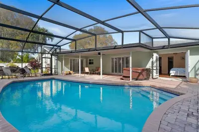 Image de Immaculate 3 Br / 2 Ba tropical pool home in Bradenton - Sugar Beach