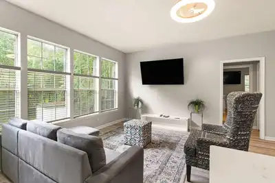 Image de Southern Comfort Retreat | 5 Bed, 3 Bath