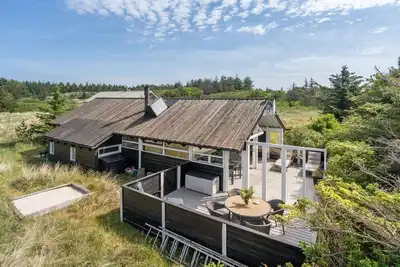 \"Allida\" - 800m from the sea by Interhome