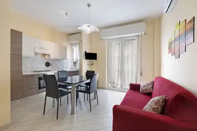 Image de Appartement 'Loano Home' avec balcon et climatisation
