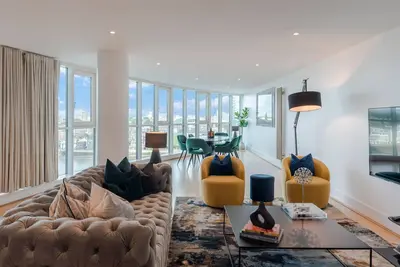 Image de Iconic Thames View! New Architects' City Lifestyle Penthouse