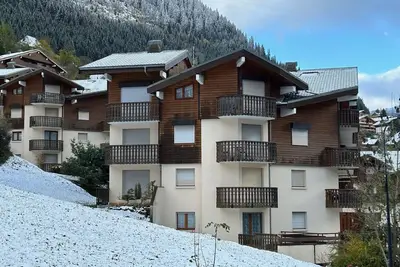 Image de Charmant T2 pour 5 pers. avec terrasse, parking privé et proximité centre-village et navettes.